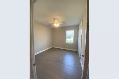 28180 Seasons Tide Ave, Bonita Springs, FL 34135 - Photo 6