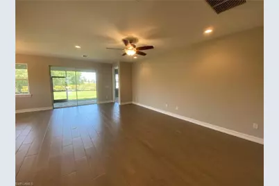 28180 Seasons Tide Ave, Bonita Springs, FL 34135 - Photo 4