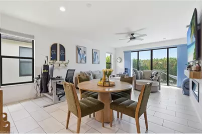 8932 Madrid Cir, Naples, FL 34104 - Photo 10