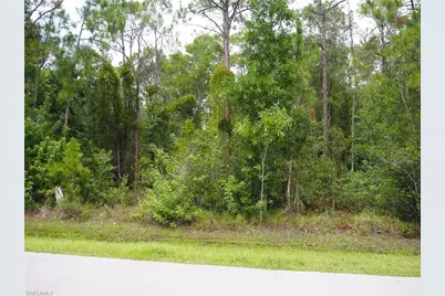 24310 Golden Eagle Ln, Bonita Springs, FL 34135 - Photo 2