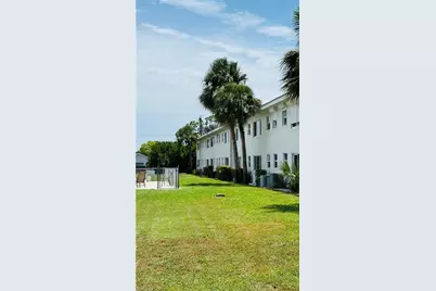 3250 10th St N #A3, Naples, FL 34103 - Photo 4