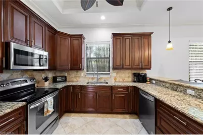 538 104th Ave N, Naples, FL 34108 - Photo 4