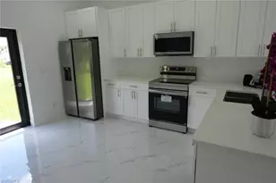 3931 Sunset Rd, Lehigh Acres, FL 33971 - Photo 12