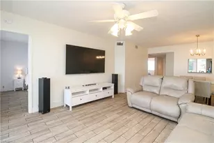 7794 Emerald Cir, Naples, FL 34109 - Photo 18