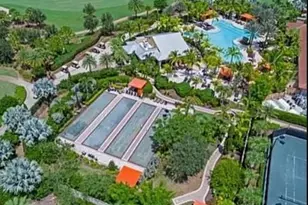 9397 Pocida Ct, Naples, FL 34119 - Photo 4