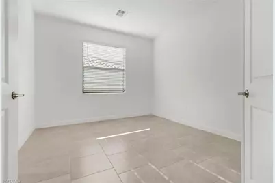 19712 Hinkley Dr, Estero, FL 33928 - Photo 18