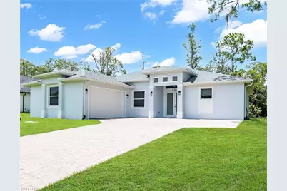 578 Woodview Dr, Lehigh Acres, FL 33972 - Photo 1