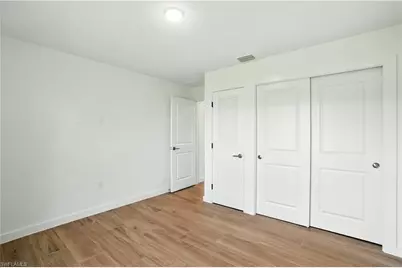 2607 38th St SW, Lehigh Acres, FL 33976 - Photo 16