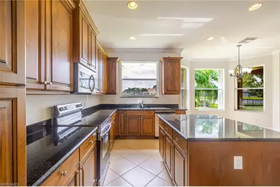 10310 Carolina Willow Dr, Fort Myers, FL 33913 - Photo 6