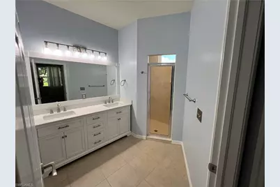 608 Crossfield Cir, Naples, FL 34104 - Photo 6