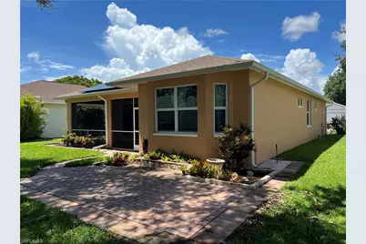 608 Crossfield Cir, Naples, FL 34104 - Photo 10