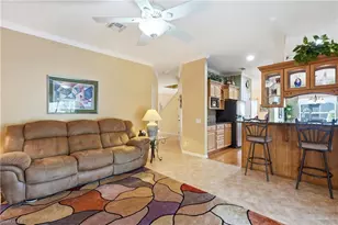 8805 Fawn Ridge Dr, Fort Myers, FL 33912 - Photo 4