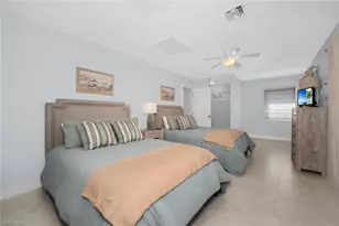 385 Willet Ave, Naples, FL 34108 - Photo 10