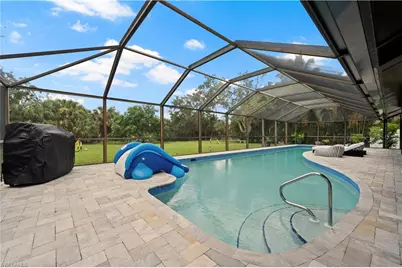 6560 Kestrel Cir, Fort Myers, FL 33966 - Photo 26