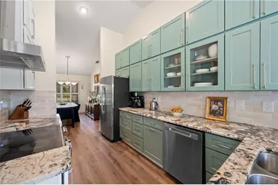 6560 Kestrel Cir, Fort Myers, FL 33966 - Photo 16