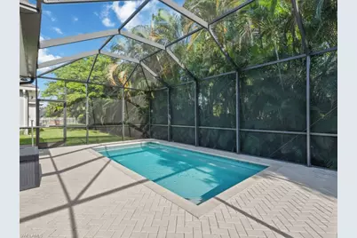2753 Linda Dr, Naples, FL 34112 - Photo 12