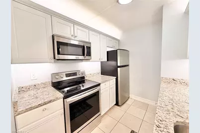 150 Santa Clara Dr #4, Naples, FL 34104 - Photo 6