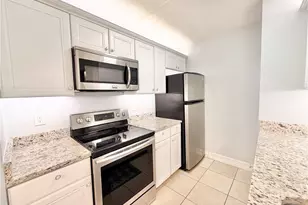 150 Santa Clara Dr, Naples, FL 34104 - Photo 6