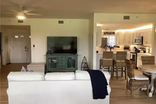 782 Eagle Creek Dr, Naples, FL 34113 - Photo 6