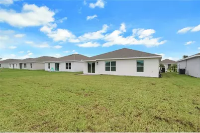 533 Ilaria Ct, Lehigh Acres, FL 33936 - Photo 26