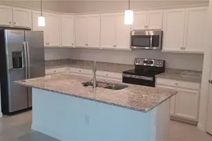 3389 Menores Wy, Fort Myers, FL 33905 - Photo 6