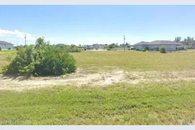 4328 NW 32nd Ter, Cape Coral, FL 33993 - Photo 2