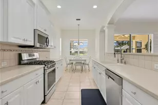 9640 Raven Ct, Estero, FL 33928 - Photo 18