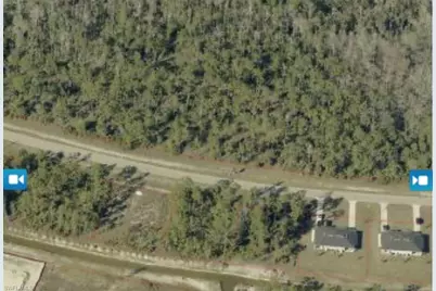 373/375 Greenbriar Blvd, Lehigh Acres, FL 33972 - Photo 6