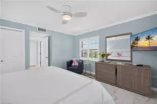 6060 Pelican Bay Blvd, Naples, FL 34108 - Photo 20