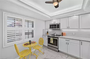 6060 Pelican Bay Blvd, Naples, FL 34108 - Photo 14