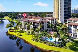 6060 Pelican Bay Blvd, Naples, FL 34108 - Photo 34