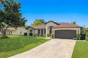 9052 Cypress Dr N, Fort Myers, FL 33967 - Photo 32