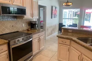 1499 Vintage Ln, Naples, FL 34104 - Photo 4