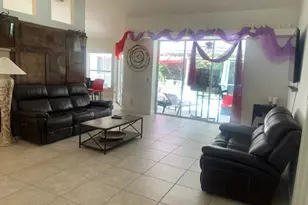 1499 Vintage Ln, Naples, FL 34104 - Photo 6