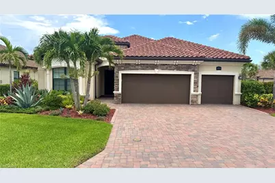 28004 Kerry Ct, Bonita Springs, FL 34135 - Photo 2