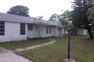 754 99th Ave N, Naples, FL 34108 - Photo 1