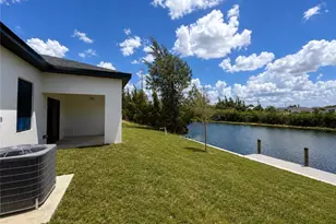 2212 NE 39th Terrace, Cape Coral, FL 33909 - Photo 2