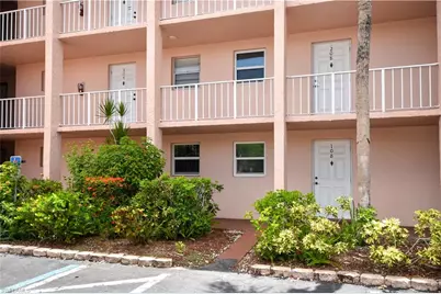 200 Turtle Lake Ct #108, Naples, FL 34105 - Photo 2