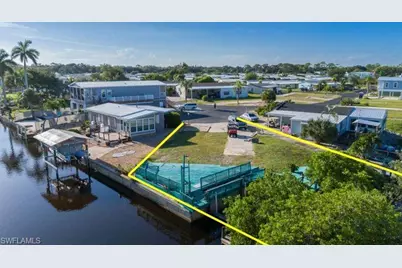 4785 Mali Ct, Bonita Springs, FL 34134 - Photo 8