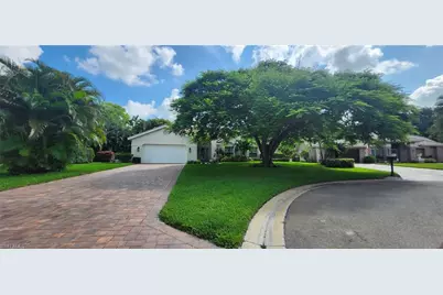 5549 Foxhunt Way, Naples, FL 34104 - Photo 8