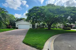 5549 Foxhunt Way, Naples, FL 34104 - Photo 8
