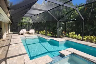 5549 Foxhunt Way, Naples, FL 34104 - Photo 6