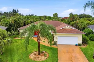 8950 Bracken Way, Fort Myers, FL 33908 - Photo 4