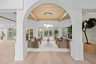 189 Edgemere Way S, Naples, FL 34105 - Photo 2