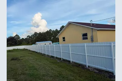 1208 Jefferson Ave, Lehigh Acres, FL 33972 - Photo 44