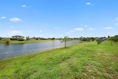 724 Evening Shade Ln, Lehigh Acres, FL 33974 - Photo 24