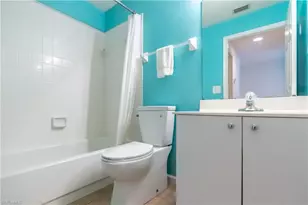 600 Saratoga Cir, Naples, FL 34104 - Photo 24