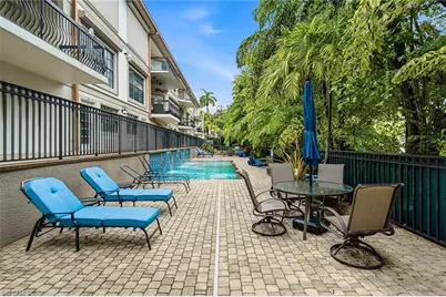 705 10th St S #202, Naples, FL 34102 - Photo 6