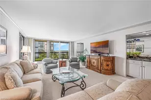 4551 Gulf Shore Blvd N, Naples, FL 34103 - Photo 10