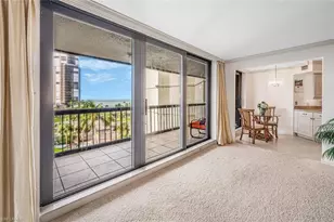 4551 Gulf Shore Blvd N, Naples, FL 34103 - Photo 4